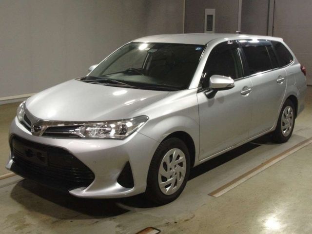 13 TOYOTA COROLLA FIELDER NRE161G 2018 г. (TAA Hyogo)